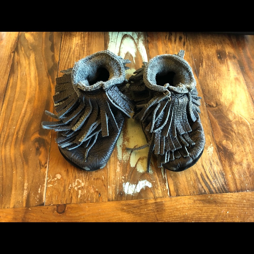 Starry Knight Designs ultra fringe moccasins 7”